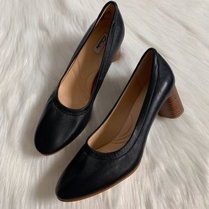 clarks grace isabella